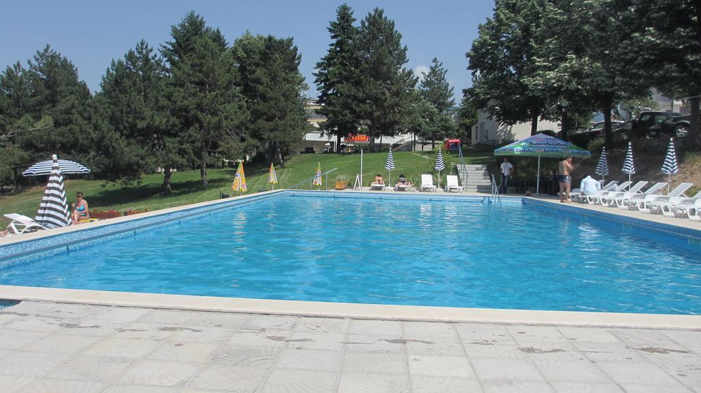 Балнеохотел Роза Strelcea Exterior foto